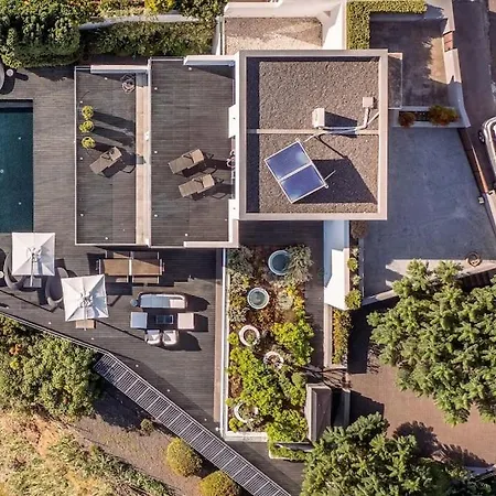 The One Madeira * 蓬他达维托亚