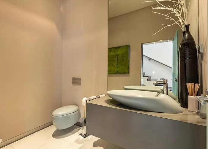 The One Madeira * 蓬他达维托亚